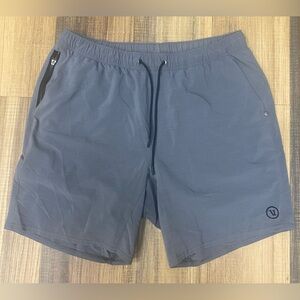 Vuori Elevate Kore Shorts Mens L Gray Lined Athletic Gym V382 Drawstring